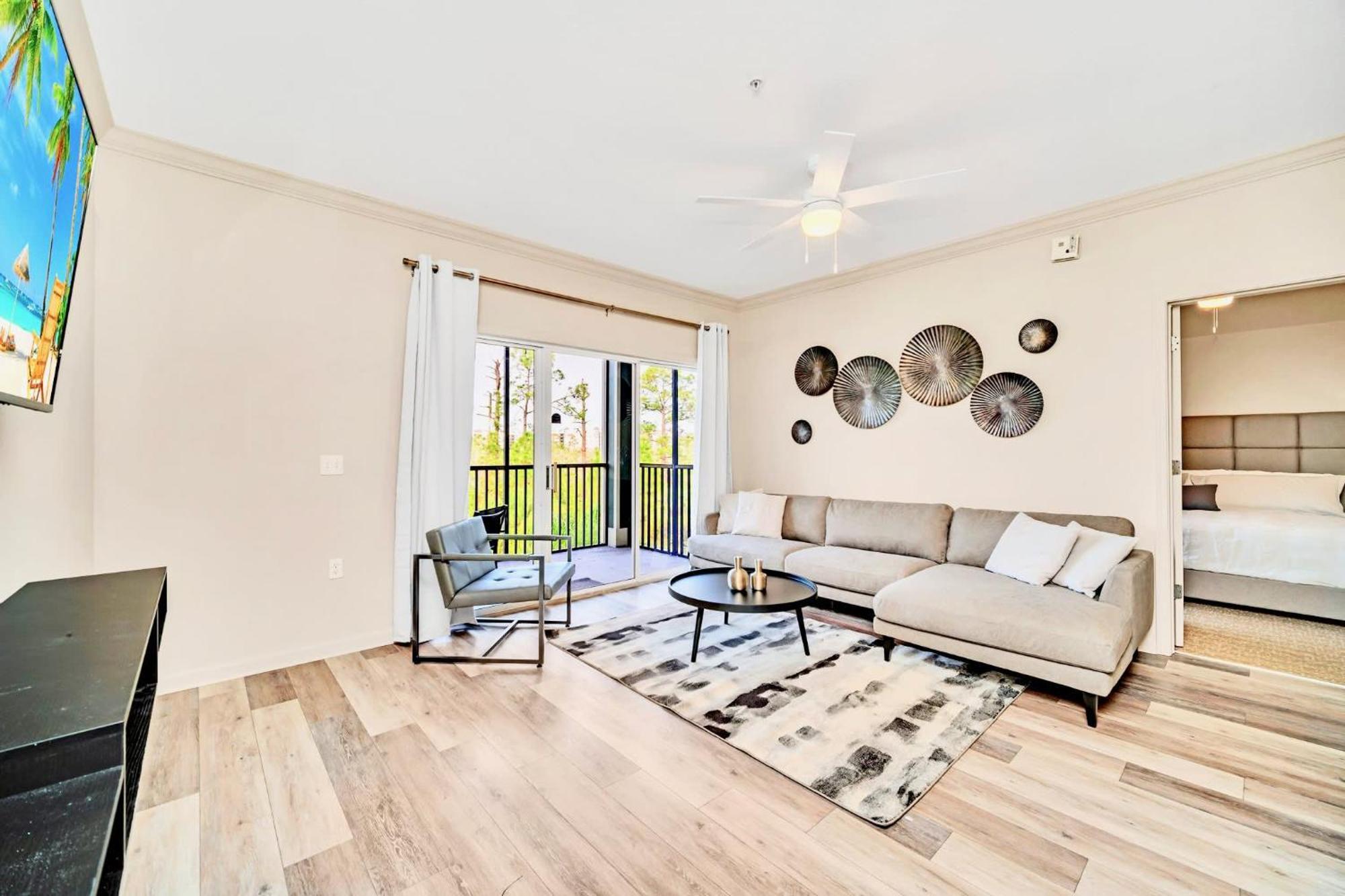 Bright Condo - 2Br With Pool & Hot Tub, Near Disney! Orlando Buitenkant foto